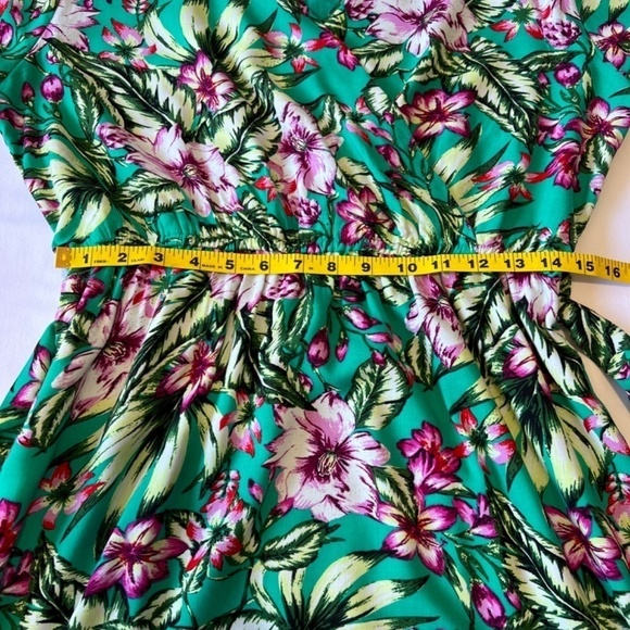 NWOT - Walter Baker Jubilee tropical kimono sleeve mini dress - Picture 7 of 12